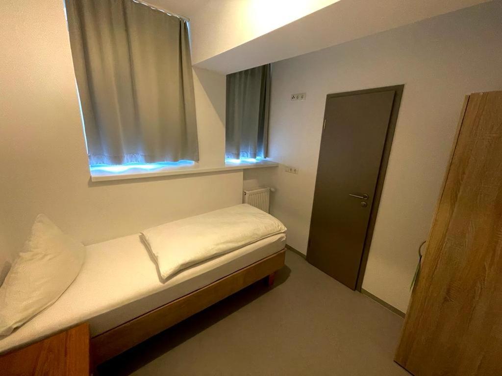 Rixhouse Hostel Берлин Екстериор снимка